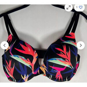 PINK Victoria's Secret Wear Everywhere Bra Size 32DD Pushup Bra